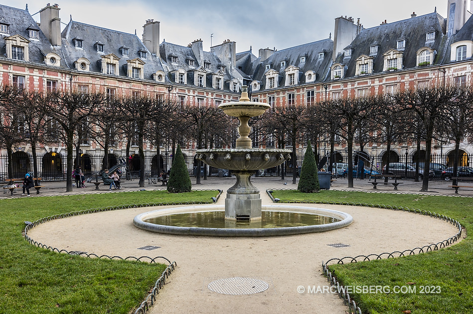 Place des Vosges, During January