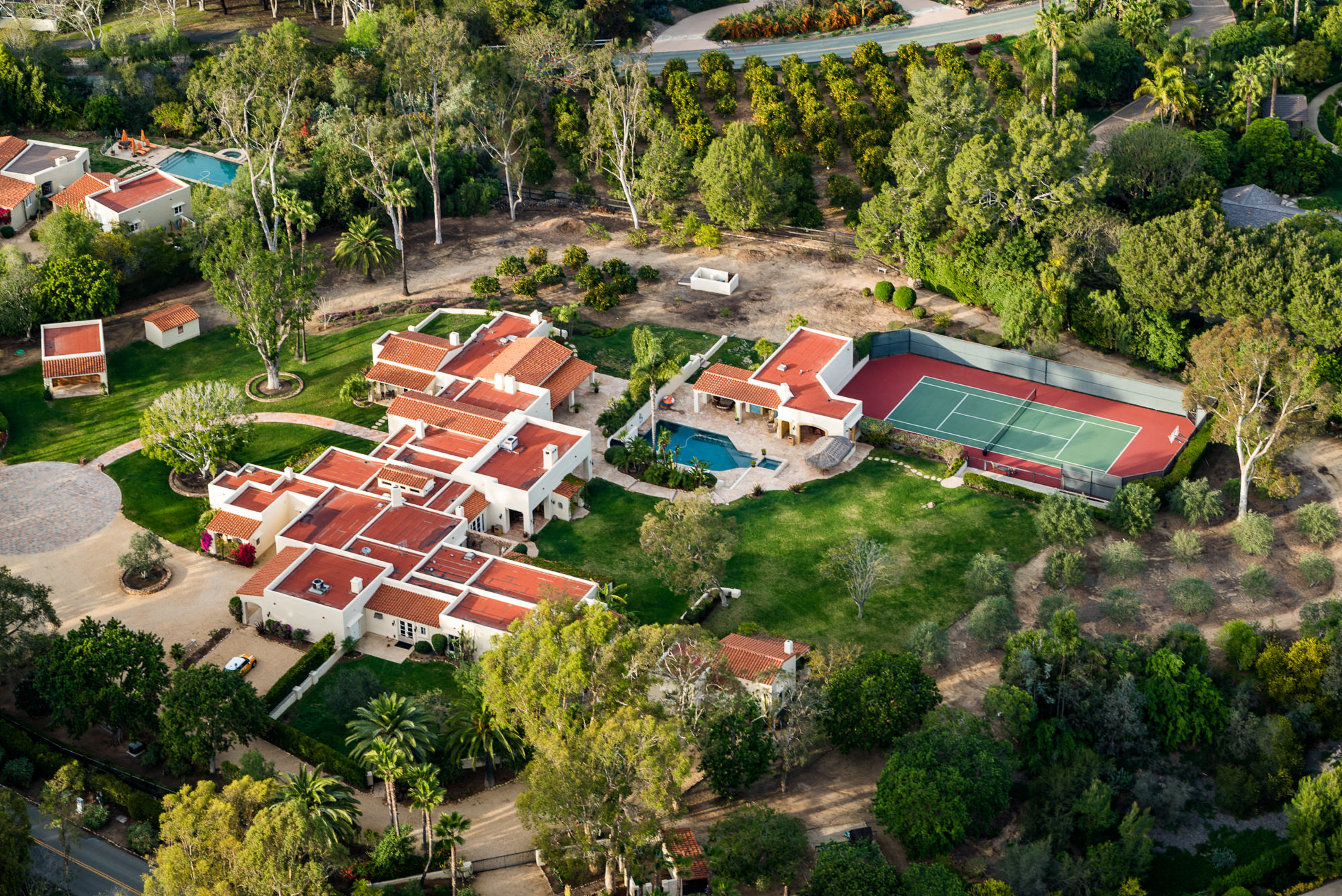 Aerial photography luxury estate Orange County Los Angeles by Marc Weisberg