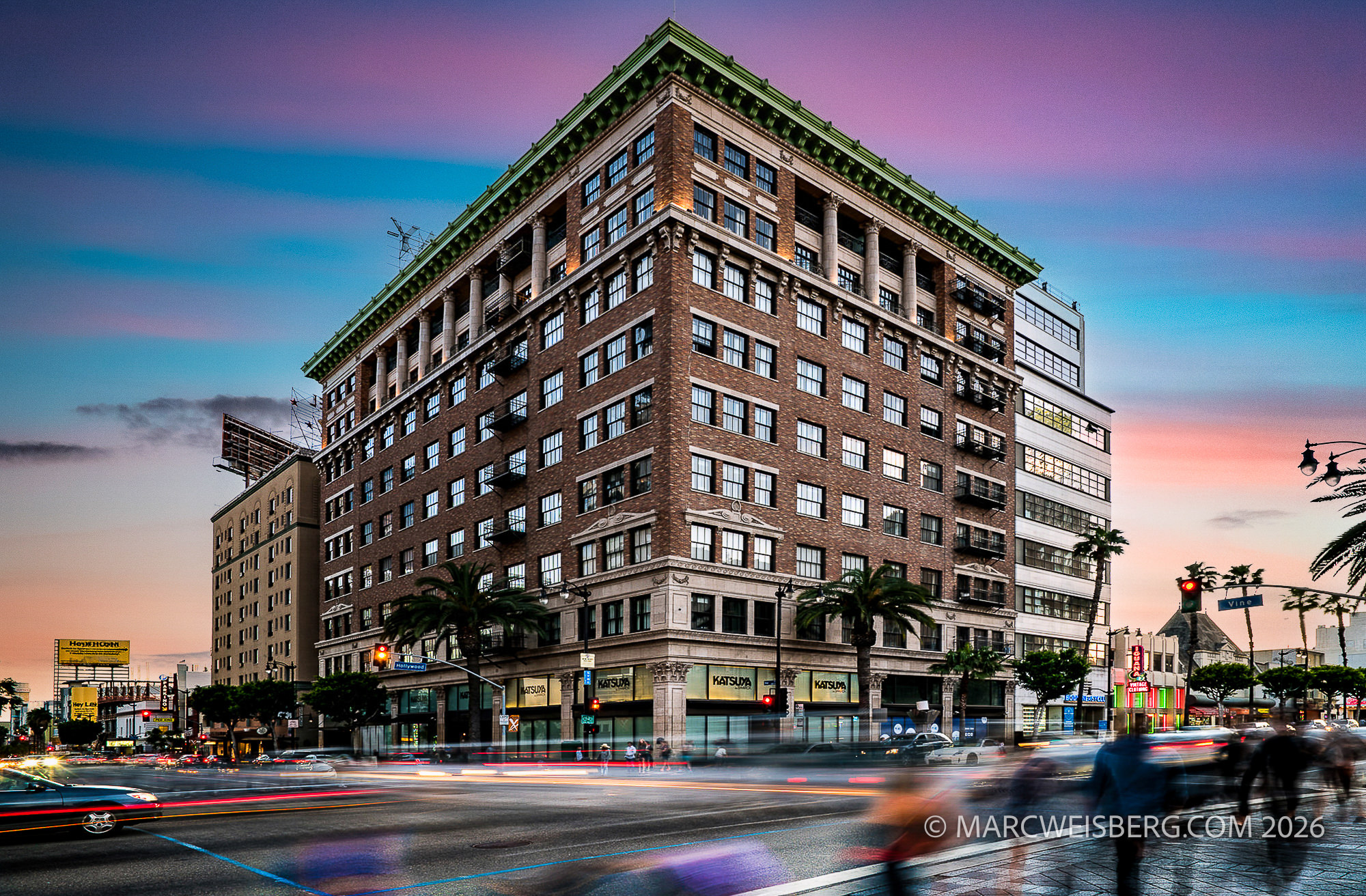 CBRE commercial landmark building twilight photography Los Angeles by Marc Weisberg